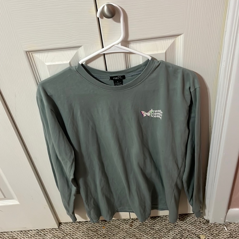 Green rue 21 long sleeve